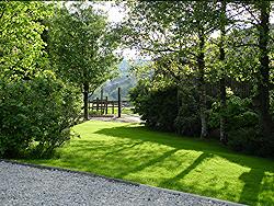 Twoards the Stables from the drive